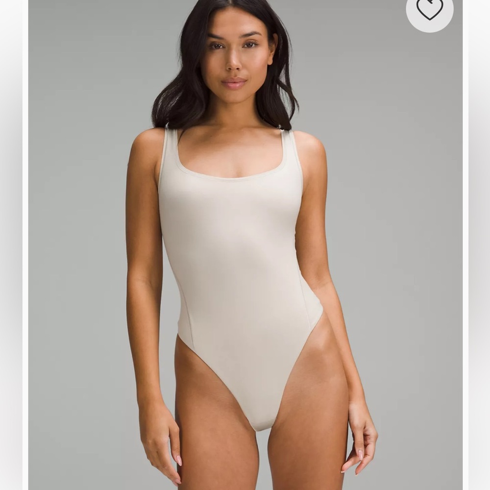 Lululemon ultra soft nulu square neck bodysuit